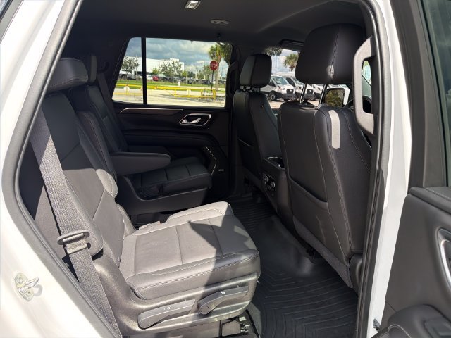 Used 2021 Chevrolet Tahoe Z71 AWD/4WD image 16