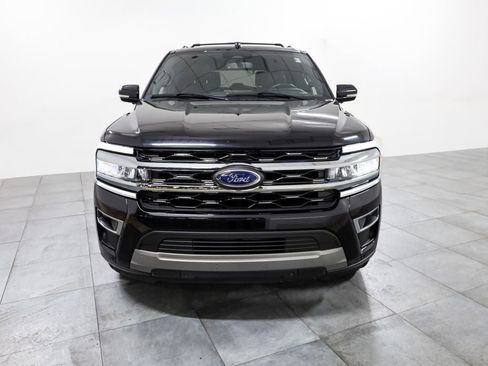 Used 2024 Ford Expedition Limited image 2