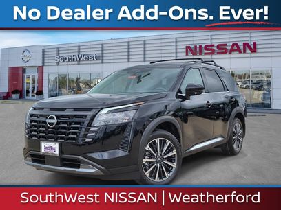 New 2026 Nissan Pathfinder Platinum w/ Cargo Package