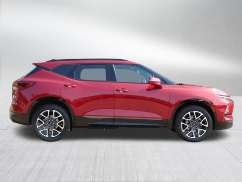 Used 2023 Chevrolet Blazer RS w/ Enhanced Convenience Package AWD/4WD image 8