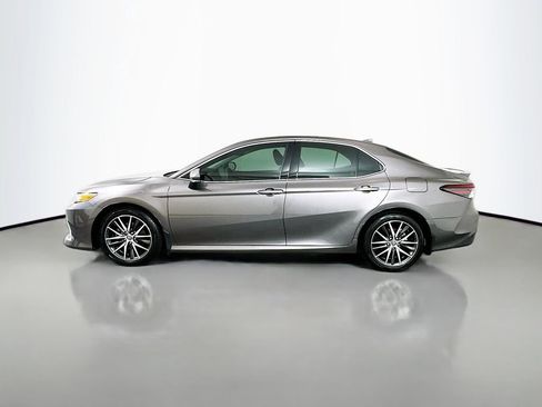 Certified 2023 Toyota Camry XLE FWD image 8