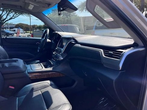 Used 2015 Chevrolet Tahoe LTZ AWD/4WD image 38