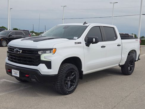 Certified 2023 Chevrolet Silverado 1500 LT Trail Boss w/ Convenience Package II AWD/4WD image 7