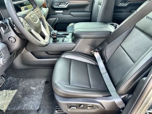 New 2026 GMC Sierra 1500 Denali w/ Denali Reserve Package AWD/4WD image 24