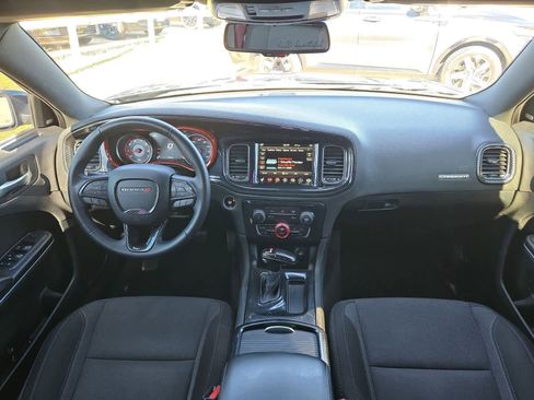 Used 2018 Dodge Charger SXT Plus w/ Driver Convenience Group image 14