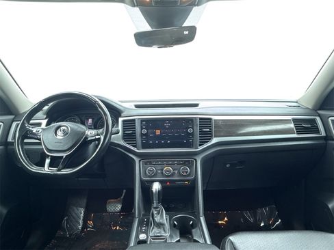 Used 2018 Volkswagen Atlas SE image 19