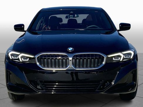 Certified 2025 BMW 330i Sedan image 3