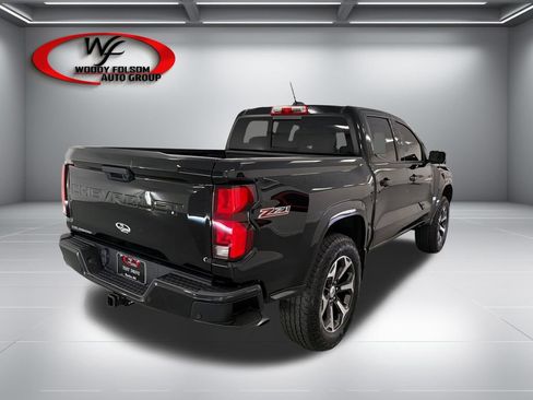 Used 2023 Chevrolet Colorado Z71 w/ Z71 Convenience Package 2 AWD/4WD image 6
