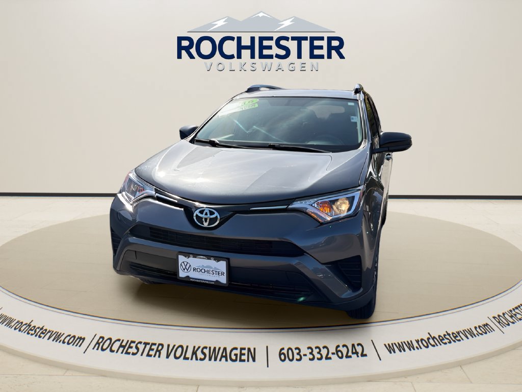 Used 2016 Toyota RAV4 LE AWD/4WD image 1