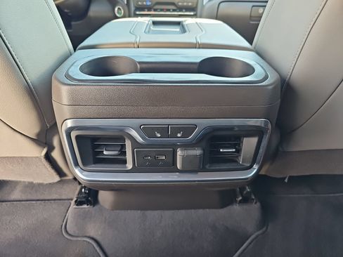 Used 2020 GMC Sierra 1500 SLT w/ SLT Premium Package AWD/4WD image 32