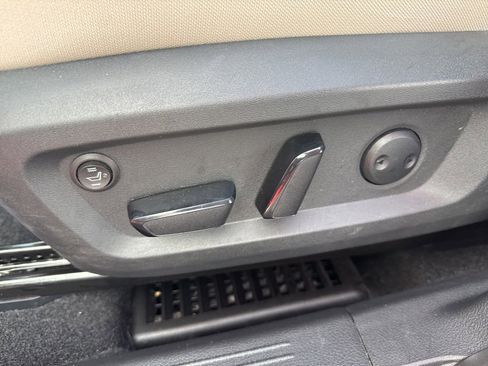 Certified 2023 Nissan Rogue SV image 14