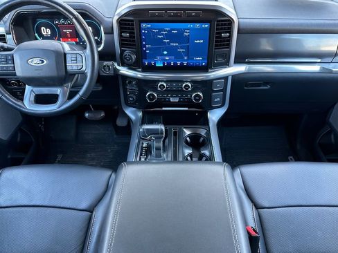 Used 2023 Ford F150 Lariat w/ Trailer Tow Package image 13