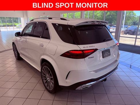 Used 2025 Mercedes-Benz GLE 450e 4MATIC image 5