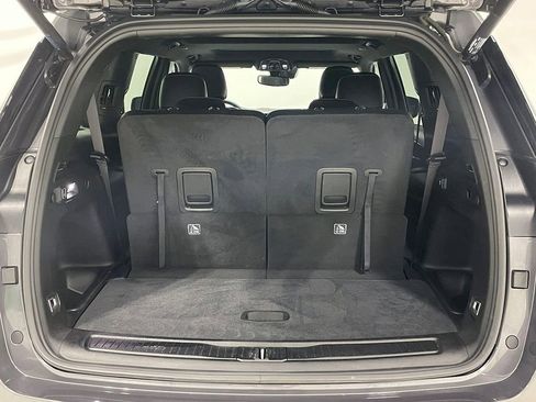 Used 2023 Jeep Grand Cherokee L Laredo AWD/4WD image 4