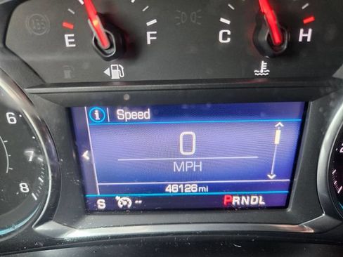 Used 2022 Chevrolet Equinox LT FWD image 16
