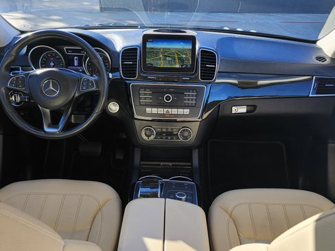 Used 2019 Mercedes-Benz GLS 450 4MATIC w/ Premium 1 Package image 34