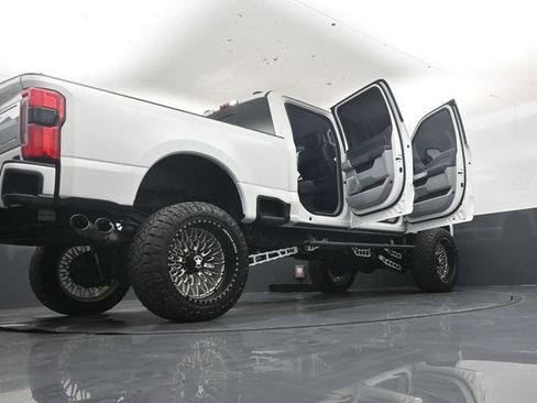 Used 2024 Ford F250 Limited w/ FX4 Off-Road Package AWD/4WD image 53
