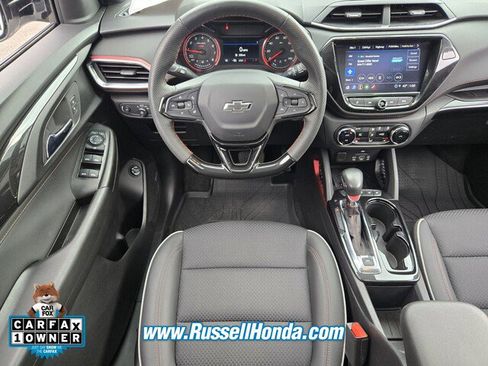 Used 2023 Chevrolet TrailBlazer RS w/ Sun and Liftgate Package image 14