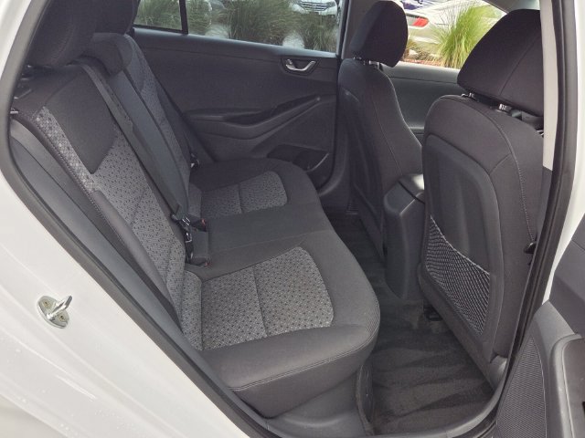Used 2019 Hyundai Ioniq Blue FWD image 17