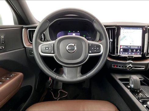 Certified 2022 Volvo XC60 T8 Inscription Expression image 8