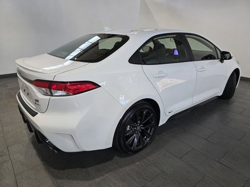 Used 2025 Toyota Corolla SE image 5