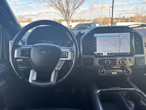Used 2022 Ford F250 Platinum image 24