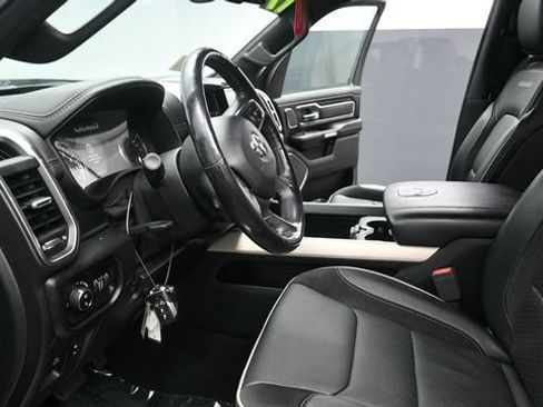 Used 2019 RAM 1500 Laramie AWD/4WD image 25