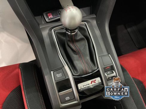 Used 2017 Honda Civic Type R image 12