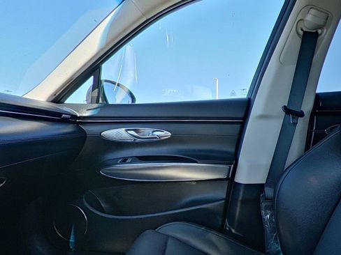 Used 2023 Genesis GV70 2.5T w/ Select Package image 30