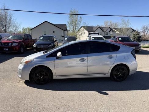 Used 2012 Toyota Prius Five image 8