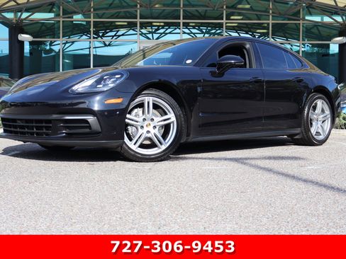 Used 2018 Porsche Panamera 4 AWD/4WD image 1