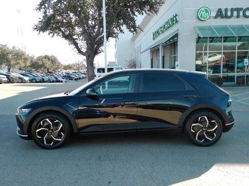 Used 2023 Hyundai Ioniq 5 SE image 10