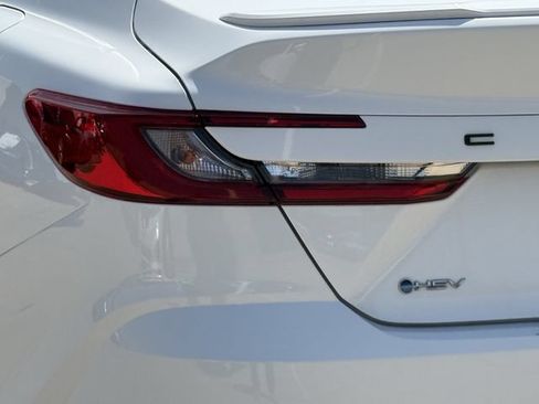 Used 2026 Toyota Camry SE FWD image 6
