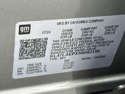 Used 2025 Buick Envista Sport Touring w/ Convenience II Package FWD image 31