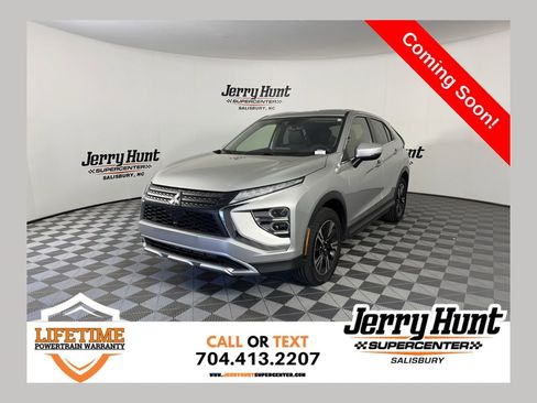 Used 2024 Mitsubishi Eclipse Cross SE image 1