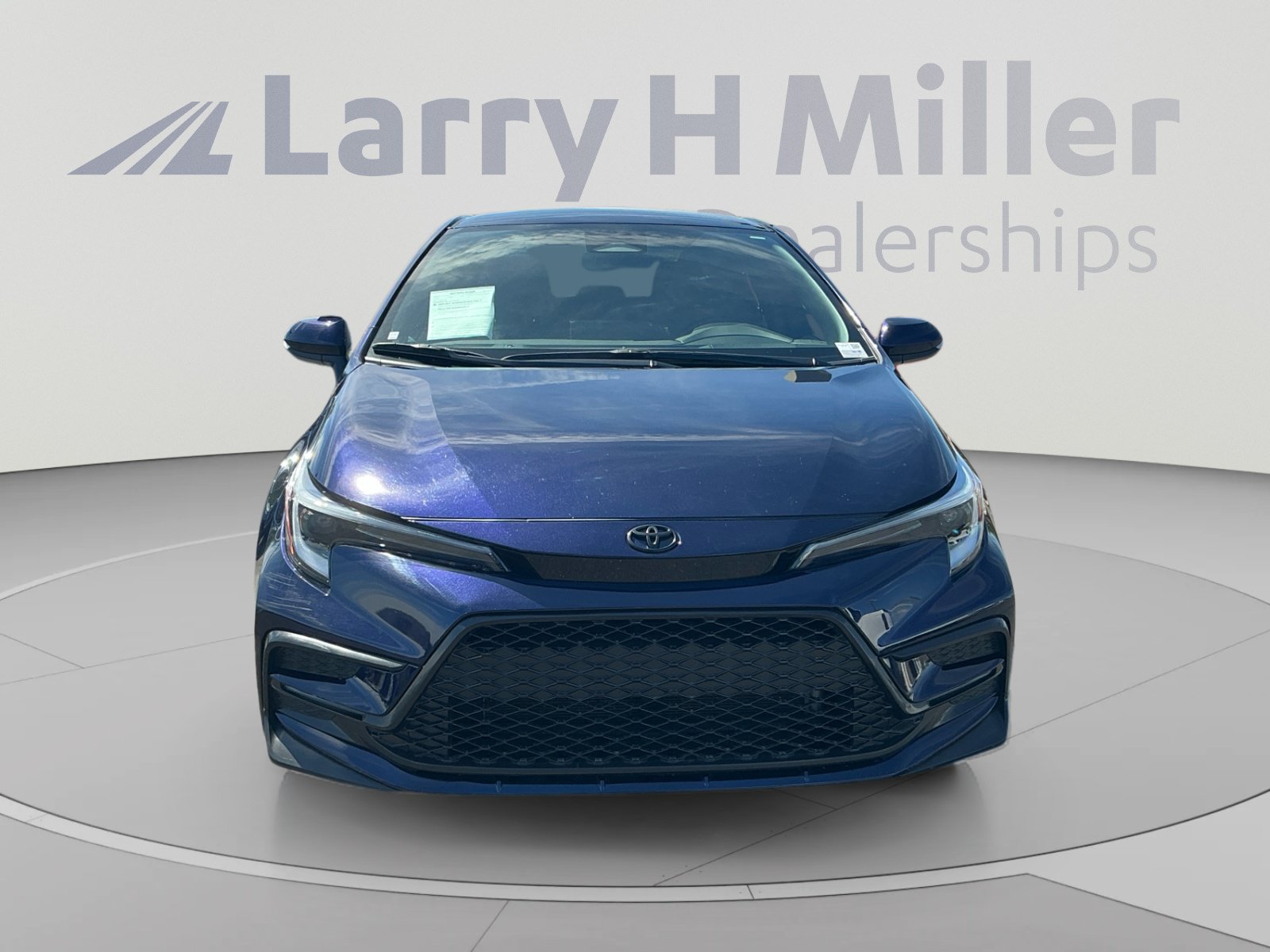 Certified 2025 Toyota Corolla SE FWD image 8