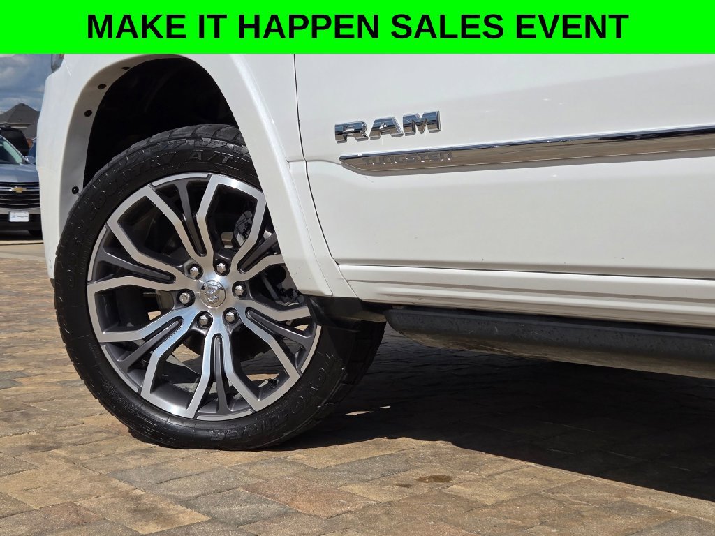 Used 2025 RAM 1500 Tungsten w/ Off Road Group AWD/4WD image 34