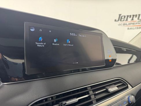 Used 2022 Hyundai Palisade Limited w/ Cargo Package FWD image 22
