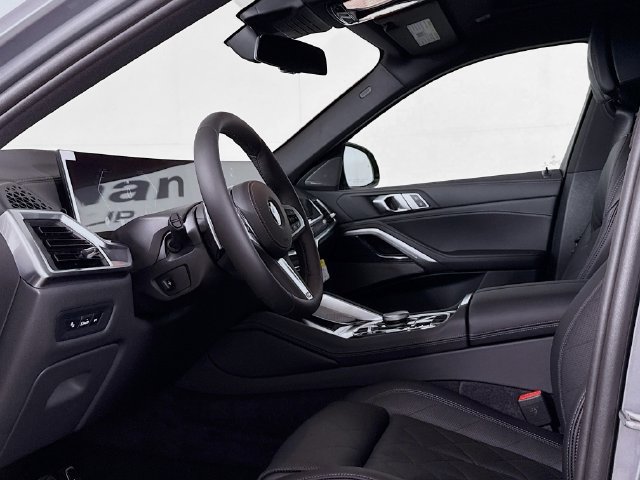 Used 2026 BMW X6 xDrive40i w/ Climate Comfort Package AWD/4WD image 9