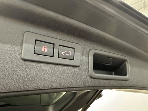 Used 2020 Subaru Forester Touring w/ Popular Package #2 AWD/4WD image 33