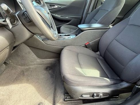 Used 2024 Chevrolet Malibu LT FWD image 12