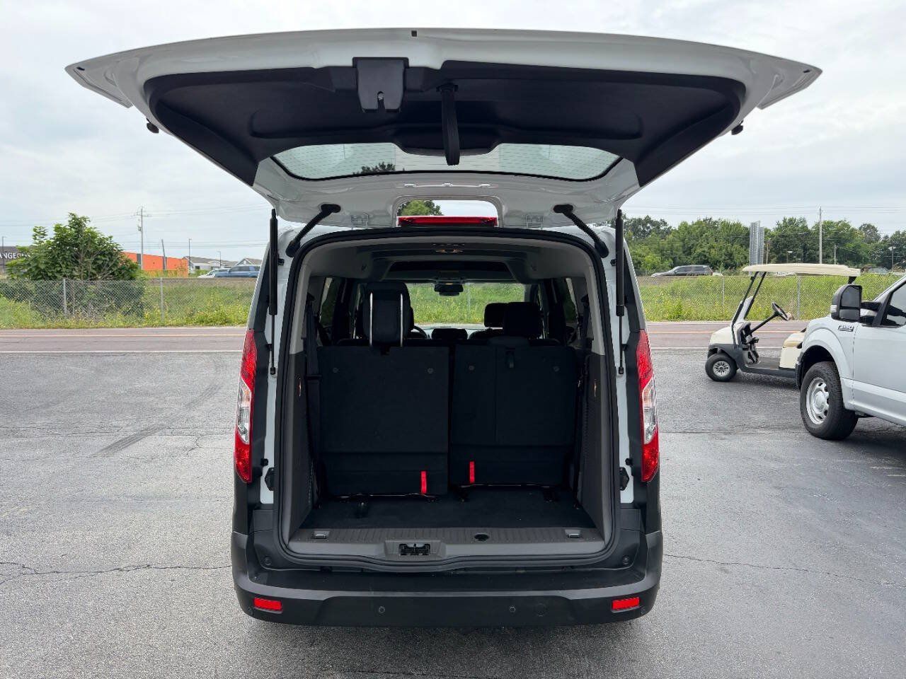 Used 2020 Ford Transit Connect XL FWD image 8
