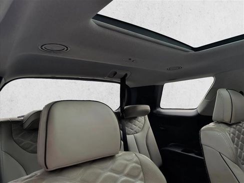Used 2022 Hyundai Palisade Limited FWD image 17