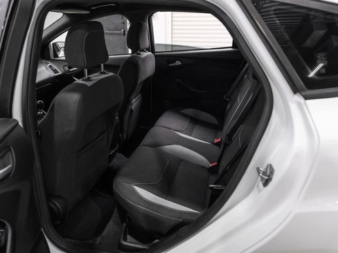 Used 2017 Ford Focus ST FWD image 37