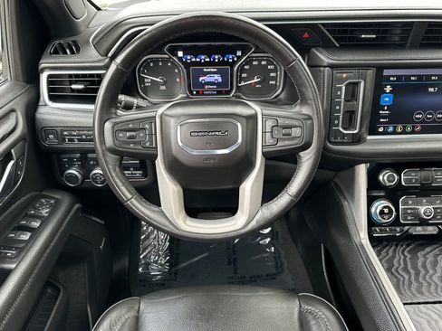 Certified 2021 GMC Yukon XL Denali w/ Denali Premium Package AWD/4WD image 17