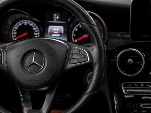 Used 2018 Mercedes-Benz C 300 Sedan image 21