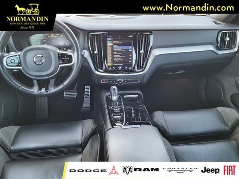 Used 2019 Volvo S60 T8 R-Design AWD/4WD image 6