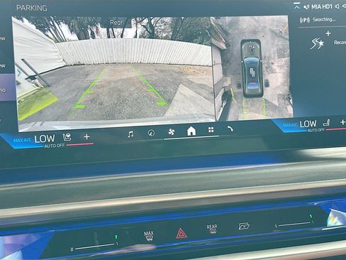 Certified 2024 BMW 740i w/ Executive Package image 14