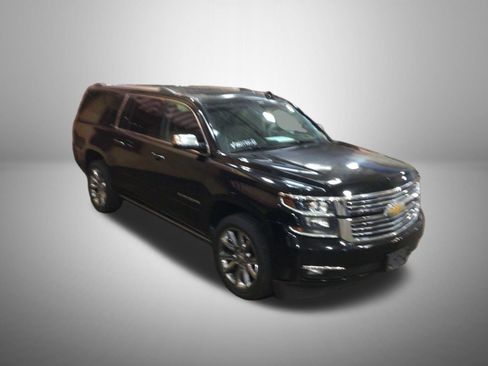 Used 2015 Chevrolet Suburban LTZ AWD/4WD image 2