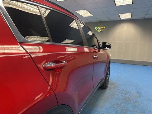 Used 2022 Kia Sportage SX image 6